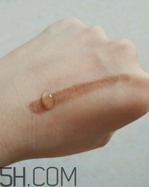 歐蒙睫毛膏和火烈鳥哪個好?歐蒙睫毛膏好用嗎？