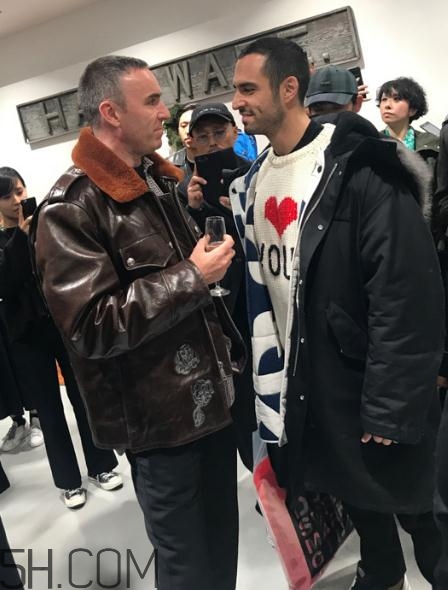 raf simons與dover street聯(lián)名東京獨(dú)占款毛衣多少錢_在哪買？