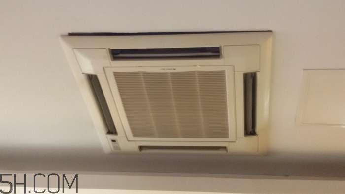 冬天用哪種類型的空調(diào)比較好？冬天用吸頂式空調(diào)好嗎？