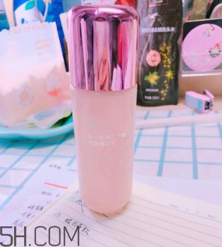 春紀(jì)新彈力嬌嫩菁華乳好用嗎？春紀(jì)新彈力嬌嫩菁華乳評(píng)測(cè)