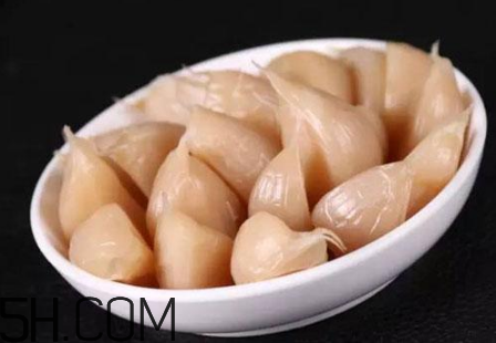 大蒜泡冰糖怎么做？大蒜泡冰糖真的能治腎虛嗎？