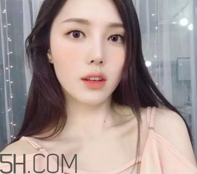 奶油杏是什么顏色？奶油杏色口紅試色