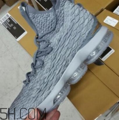nike lebron 15 city edition發(fā)售時(shí)間_多少錢？