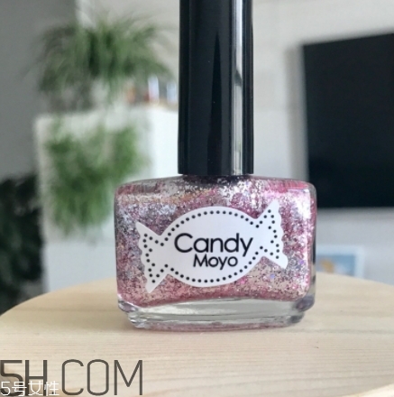 candy moyo和miss candy區(qū)別 膜玉和糖果小姐哪個好？