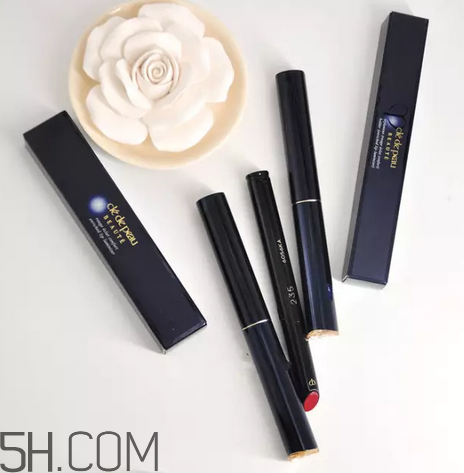 涂口紅前用bb打底可以嗎？最近比較火的口紅品牌有哪些？
