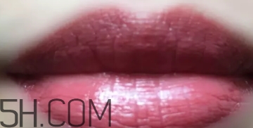 mac brick o la試色 mac brick o la是什么顏色？