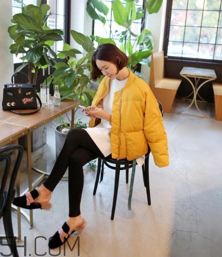 黃色棉服怎么搭配？黃色棉襖搭配圖片