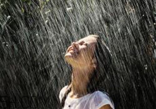 淋雨后會頭疼嗎？淋雨后頭疼怎么辦呢？