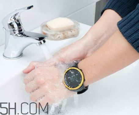 防水手表防熱水嗎？防水手表進(jìn)水了怎么辦？