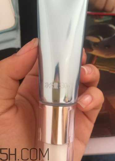 京潤(rùn)珍珠妝前乳怎么樣？京潤(rùn)珍珠妝前乳好用嗎？