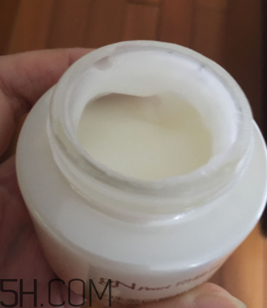 京潤珍珠面霜好用嗎？京潤珍珠面霜使用心得