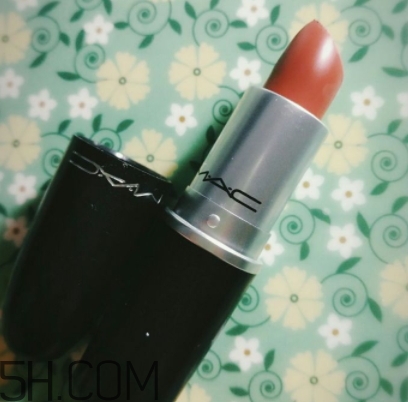 mac velvet teddy質地干嗎？mac velvet teddy適合黃皮嗎