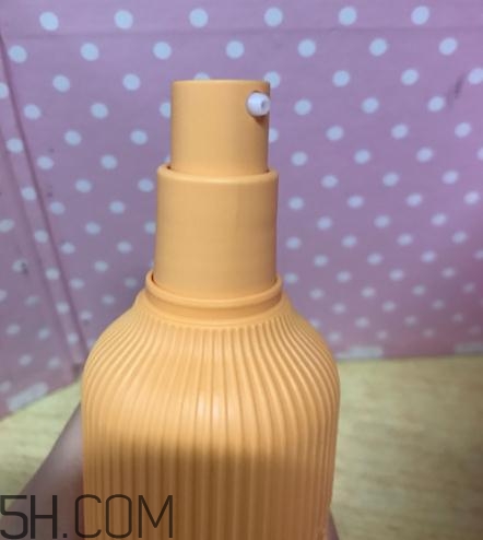 春紀(jì)咖啡醒膚緊致乳好用嗎？春紀(jì)咖啡醒膚緊致乳評測
