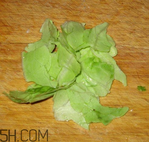 畸形果蔬營養(yǎng)價值更高？畸形果蔬是什么原因引起的？