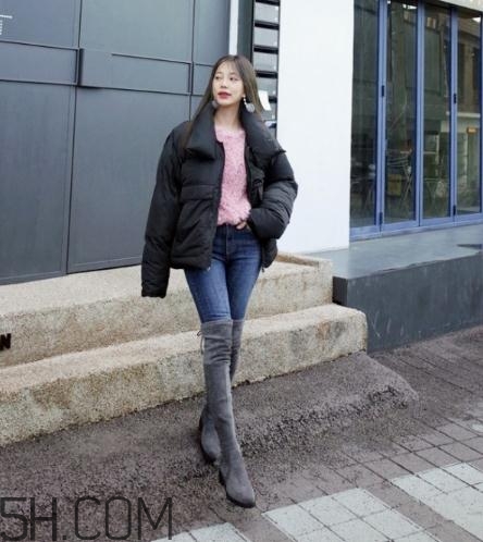 冬天穿牛仔褲配什么鞋子？冬天牛仔褲搭配鞋子圖片
