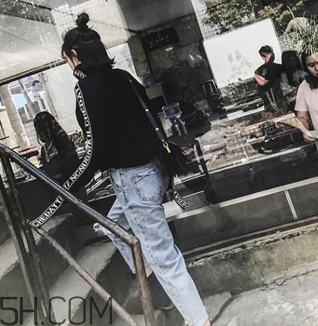 牛仔褲越洗越硬怎么辦？為什么牛仔褲洗完變硬？