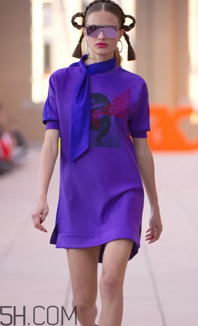 紫外光色衣服怎么搭配？紫外光色衣服搭配什么顏色