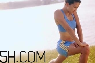 女生打籃球腿會(huì)變粗嗎？女生怎么樣打籃球腿不會(huì)變粗？
