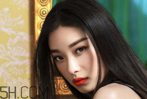 說(shuō)女人花瓶是什么意思 花瓶是指什么樣的女人