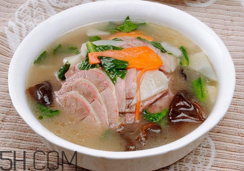 懷孕一個(gè)月可以吃羊肉嗎？懷孕一個(gè)月可以吃牛肉嗎?