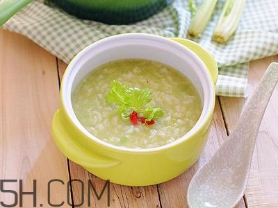 吃什么會(huì)導(dǎo)致頭痛？緩解頭痛的方法有哪些？