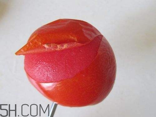 如何快速給西紅柿去皮？西紅柿怎么去皮比較快？