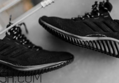 adidas alphabounce阿爾法小椰子皮質(zhì)版本什么時候發(fā)售？