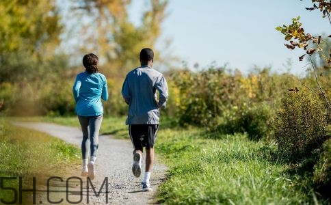 慢跑堅持多久才能減肥？慢跑的減肥效果如何？