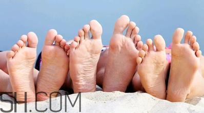 腳氣可以用酒精消毒嗎？腳氣可以用碘伏消毒嗎？