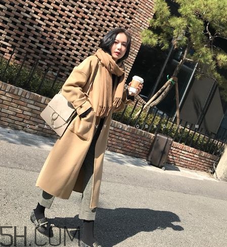 雙面呢大衣會(huì)掉毛嗎？雙面呢大衣掉毛怎么辦？