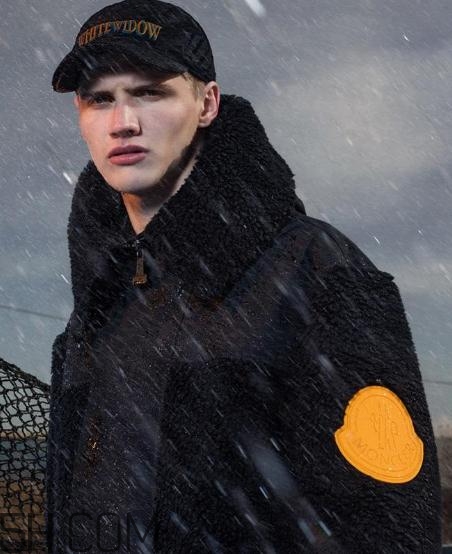 moncler羽絨服多少錢？moncler羽絨服價格