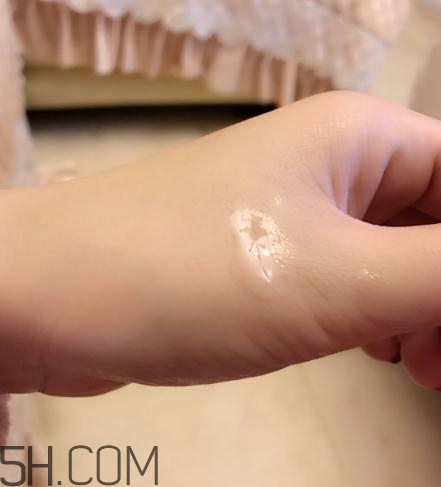 春紀(jì)眼霜怎么樣？春紀(jì)眼霜好用嗎？