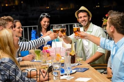 導(dǎo)致結(jié)石的原因有哪些？哪些飲食習(xí)慣容易導(dǎo)致結(jié)石？