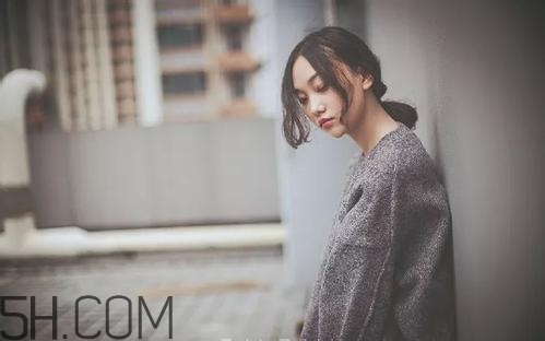 導(dǎo)致結(jié)石的原因有哪些？哪些飲食習(xí)慣容易導(dǎo)致結(jié)石？