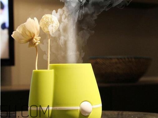 加濕器噴熱氣好嗎？加濕器噴熱氣好還是噴冷氣好？