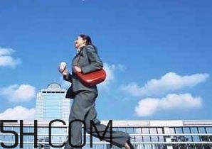 上班族怎么正確睡午覺？怎么正確的在公司睡午覺？