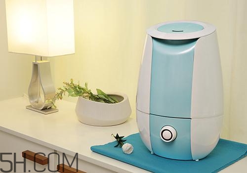 冬天用加濕器用什么水？加濕器上的水垢用什么清洗？