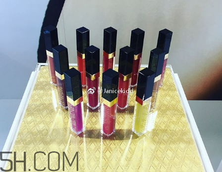 suqqu2018春季彩妝多少錢？suqqu化妝品產(chǎn)品介紹