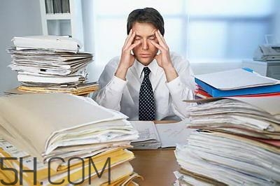什么樣的人會得焦慮癥？焦慮癥如果不治會好嗎？