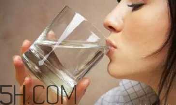 喝酵素為什么要多喝水？辨別純天然酵素和添加劑酵素