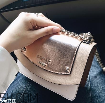 guess包包質(zhì)量怎么樣？guess包包是皮的嗎？