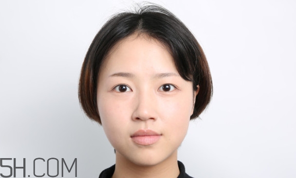 怎樣化妝遮黑眼圈眼袋 化了妝還這么喪？