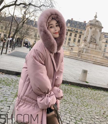 羽絨服充絨量和含絨量什么區(qū)別？羽絨服充絨量多少暖和？