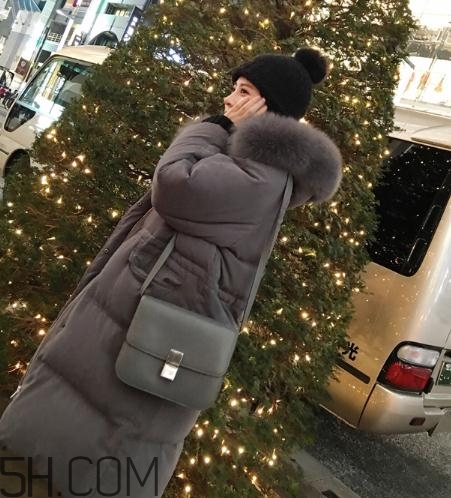 白鴨絨羽絨服保暖嗎？白鴨絨有味道怎么去味？