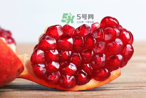 吃石榴籽有什么好處？吃石榴籽有副作用嗎？