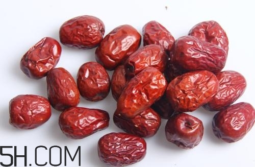 哪些人吃紅棗對(duì)健康不利？不能吃紅棗的人有哪些？