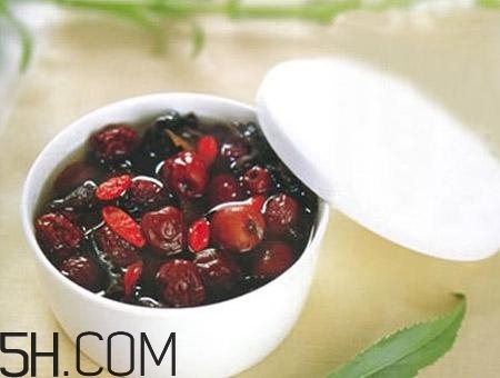 哪些人吃紅棗對(duì)健康不利？不能吃紅棗的人有哪些？
