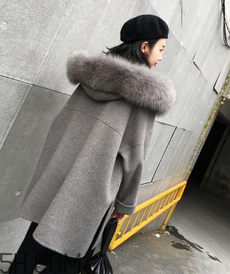 羊駝絨大衣暖和嗎？羊駝絨大衣和羽絨服哪個暖和？