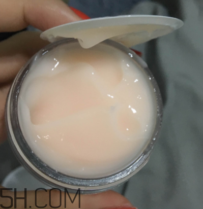 倩碧水磁場面霜每次用多??？每次用多少毫升？