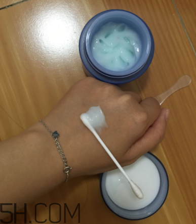 蘭芝睡眠面膜敷多長時間最好？使用心得